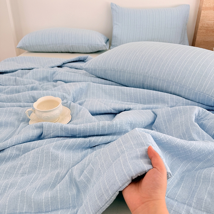 91家纺网 家纺一手货源 找家纺 家贝爱 2026新款色织提花新疆棉棉花夏被夏凉被空调被 流光蓝