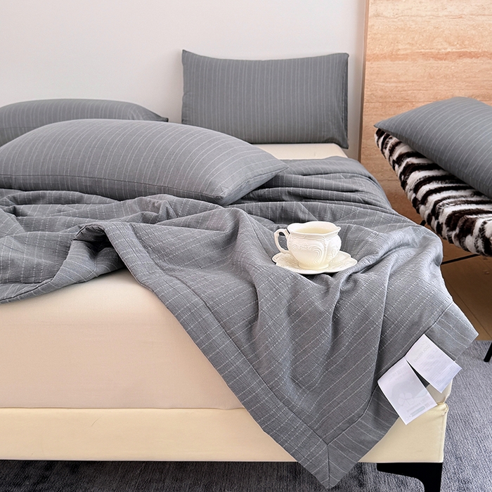 91家纺网 家纺一手货源 找家纺 家贝爱 2026新款色织提花新疆棉棉花夏被夏凉被空调被 流光深灰