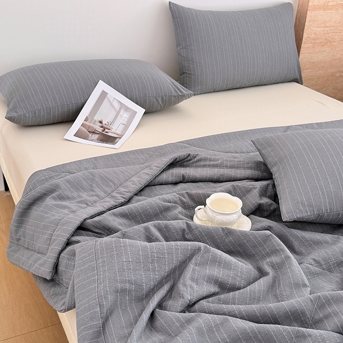 91家纺网 家纺一手货源 找家纺 家贝爱 2026新款色织提花新疆棉棉花夏被夏凉被空调被 流光深灰