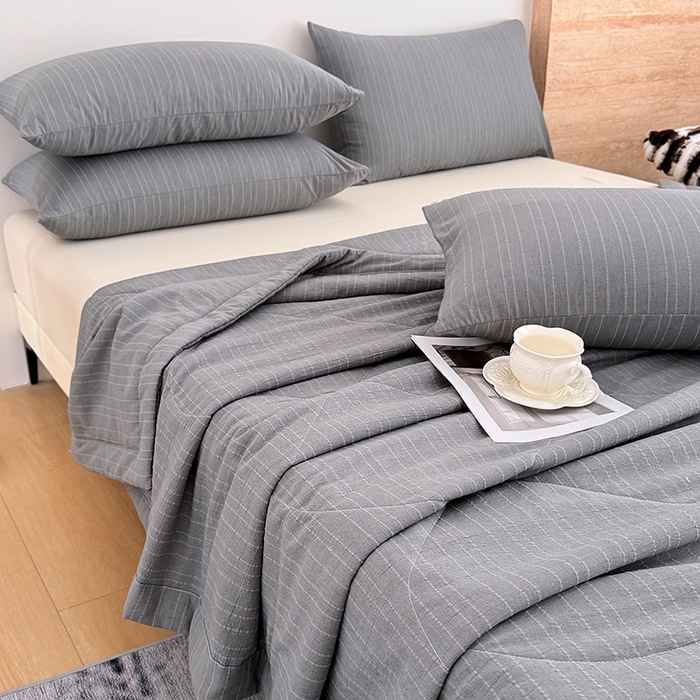 91家纺网 家纺一手货源 找家纺 家贝爱 2026新款色织提花新疆棉棉花夏被夏凉被空调被 流光深灰