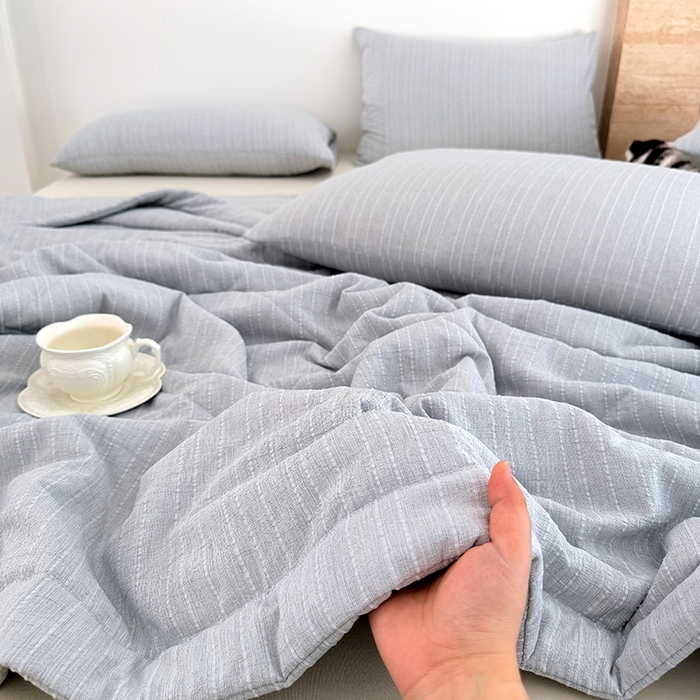 91家纺网 家纺一手货源 找家纺 家贝爱 2026新款色织提花新疆棉棉花夏被夏凉被空调被 流光浅灰