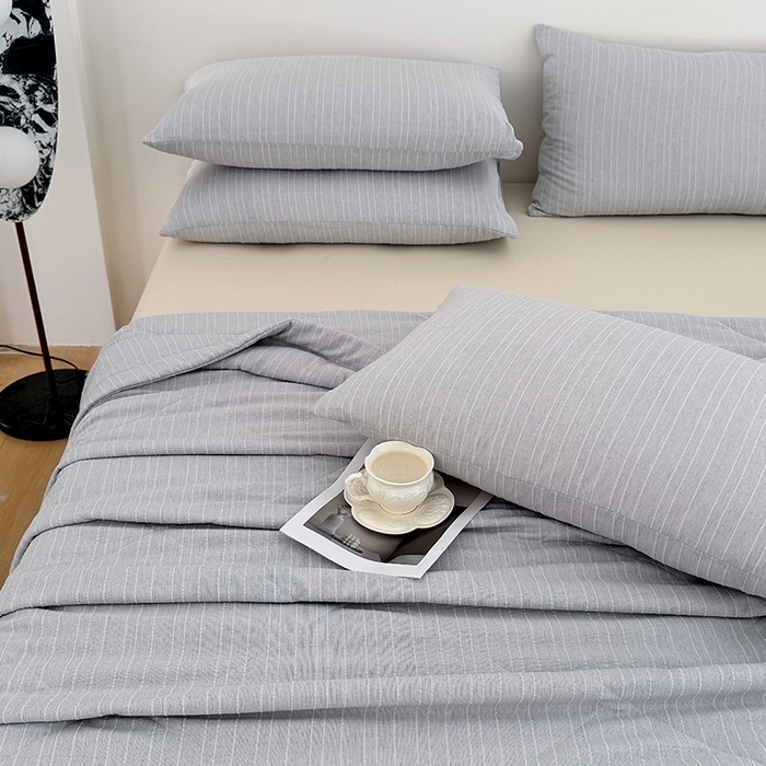 91家纺网 家纺一手货源 找家纺 家贝爱 2026新款色织提花新疆棉棉花夏被夏凉被空调被 流光浅灰