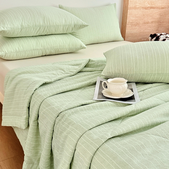 91家纺网 家纺一手货源 找家纺 家贝爱 2026新款色织提花新疆棉棉花夏被夏凉被空调被 流光绿