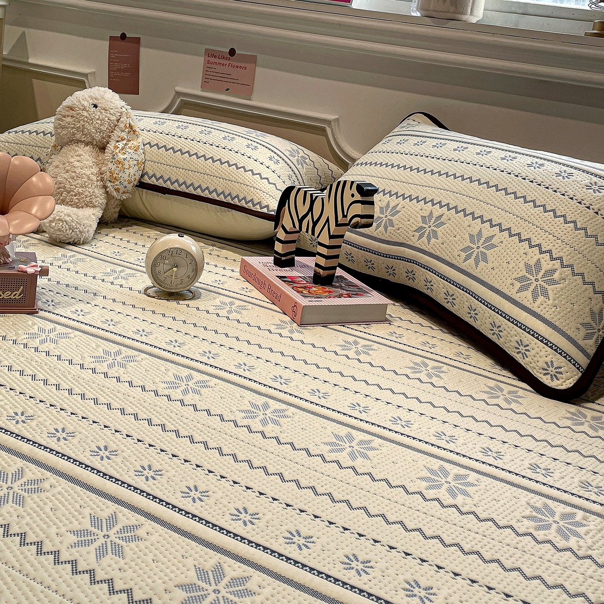 91家纺网 家纺一手货源 找家纺 （总）山茶家居-原创设计（原山茶家纺） 2026新款A类pe提花华夫格凉感席凉席席子-费尔岛系列