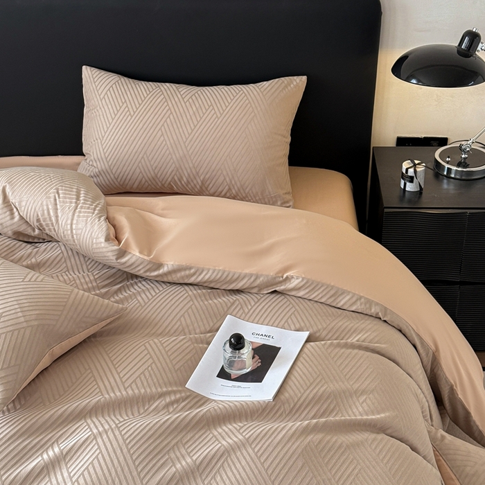 91家纺网 家纺一手货源 找家纺 雅萱家纺 2026新款60支提花全棉四件套 格纹-卡其