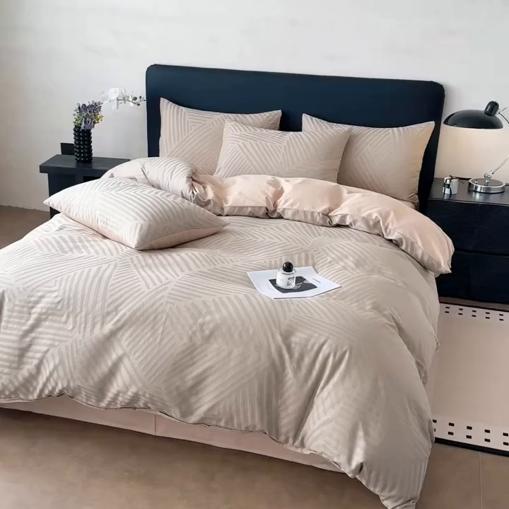 91家纺网 家纺一手货源 找家纺 雅萱家纺 2026新款60支提花全棉四件套 格纹-卡其