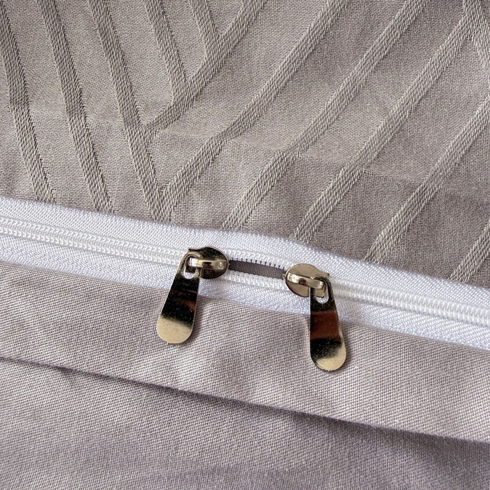 91家纺网 家纺一手货源 找家纺 雅萱家纺 2026新款60支提花全棉四件套 格纹-浅灰