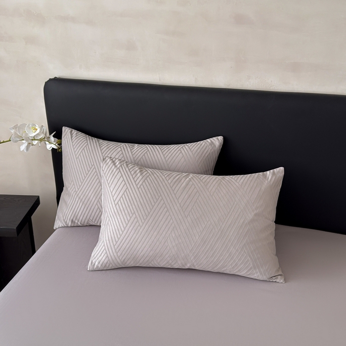 91家纺网 家纺一手货源 找家纺 雅萱家纺 2026新款60支提花全棉四件套 格纹-浅灰