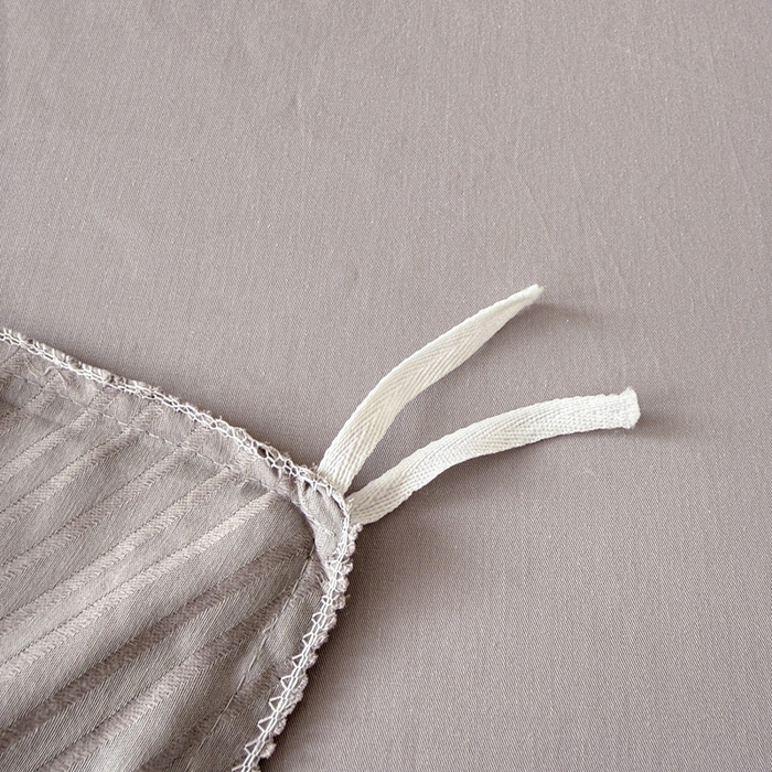 91家纺网 家纺一手货源 找家纺 雅萱家纺 2026新款60支提花全棉四件套 格纹-浅灰