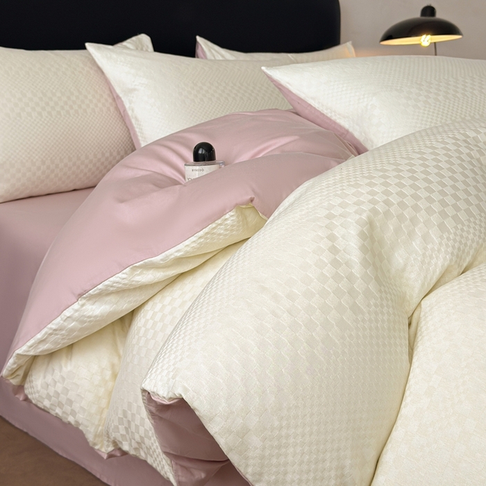 91家纺网 家纺一手货源 找家纺 雅萱家纺 2026新款60支提花全棉四件套 格子-白玉