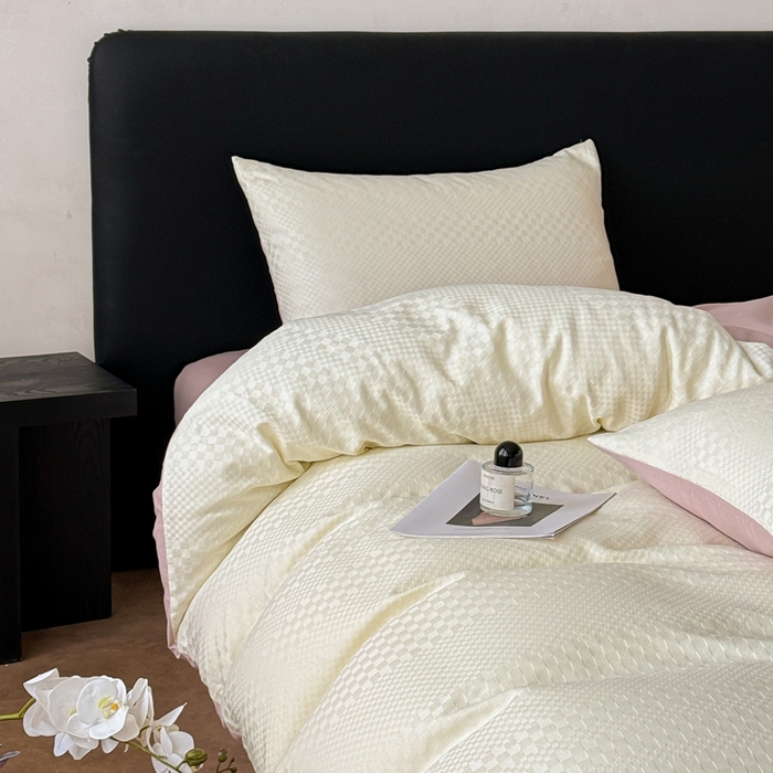 91家纺网 家纺一手货源 找家纺 雅萱家纺 2026新款60支提花全棉四件套 格子-白玉