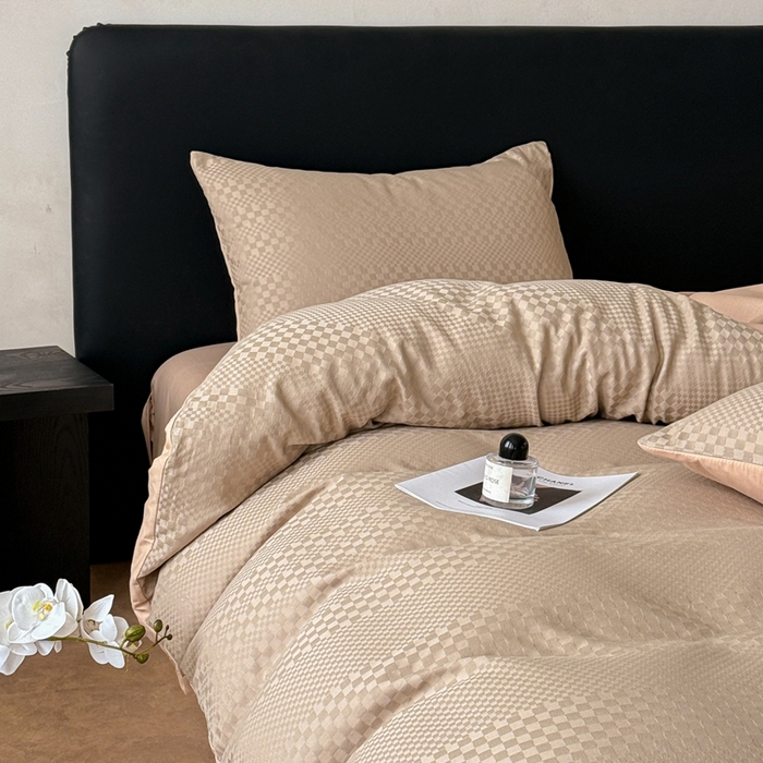 91家纺网 家纺一手货源 找家纺 雅萱家纺 2026新款60支提花全棉四件套 格子-卡其