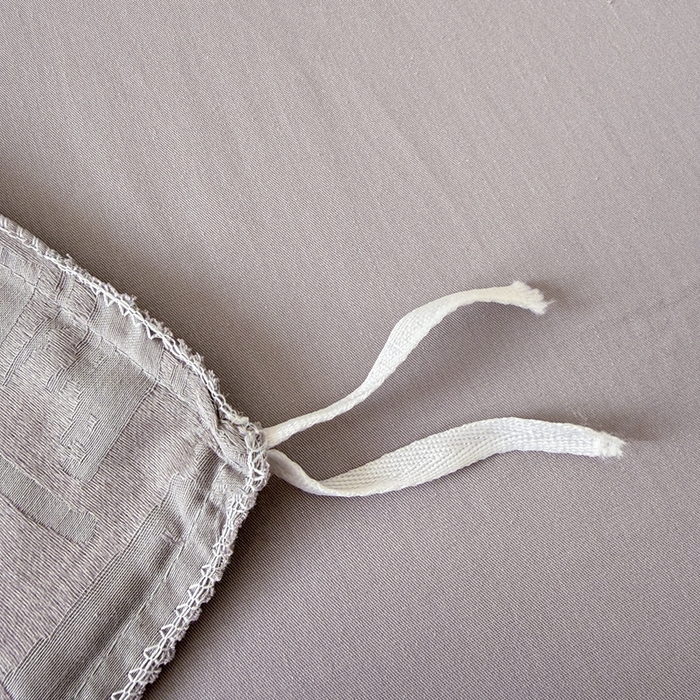 91家纺网 家纺一手货源 找家纺 雅萱家纺 2026新款60支提花全棉四件套 经典-浅灰