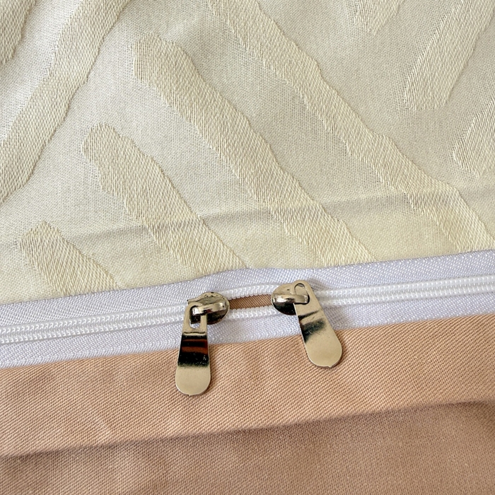 91家纺网 家纺一手货源 找家纺 雅萱家纺 2026新款60支提花全棉四件套 条纹-白玉