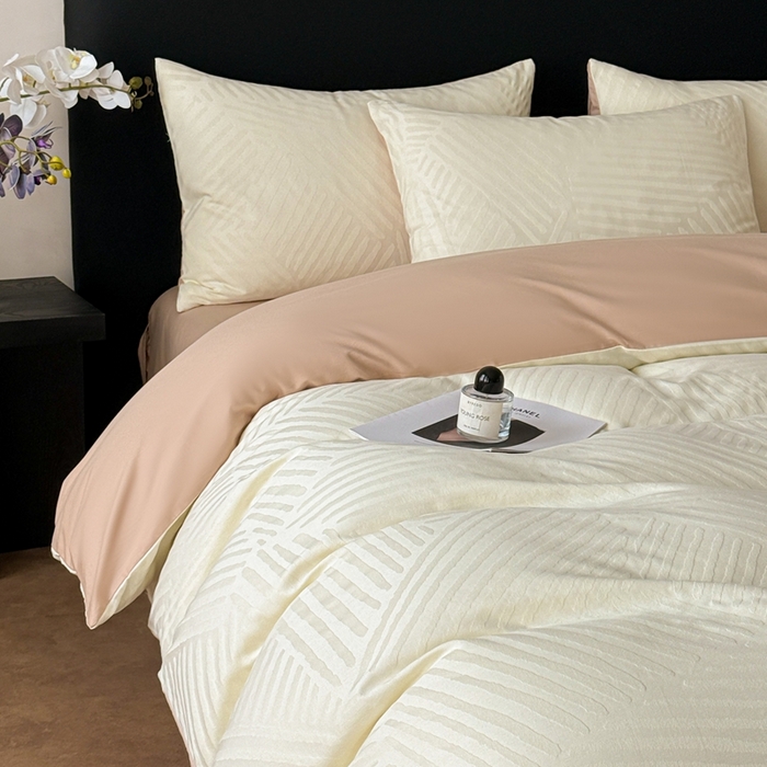 91家纺网 家纺一手货源 找家纺 雅萱家纺 2026新款60支提花全棉四件套 条纹-白玉