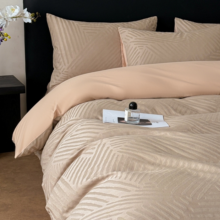 91家纺网 家纺一手货源 找家纺 雅萱家纺 2026新款60支提花全棉四件套 条纹-卡其