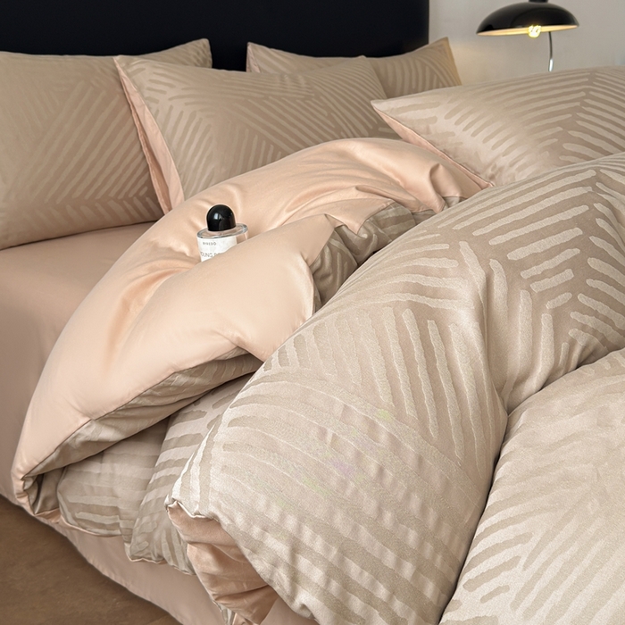 91家纺网 家纺一手货源 找家纺 雅萱家纺 2026新款60支提花全棉四件套 条纹-卡其