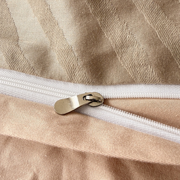 91家纺网 家纺一手货源 找家纺 雅萱家纺 2026新款60支提花全棉四件套 条纹-卡其