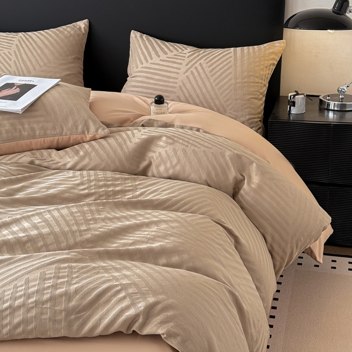 91家纺网 家纺一手货源 找家纺 雅萱家纺 2026新款60支提花全棉四件套 条纹-卡其