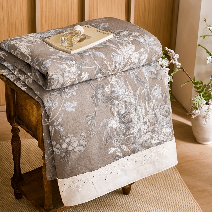 91家纺网 家纺一手货源 找家纺 （总）圣比熊 2026新款A类夏天原麻全棉蕾丝花边加厚夏被宿舍双人床仿亚麻被子被芯