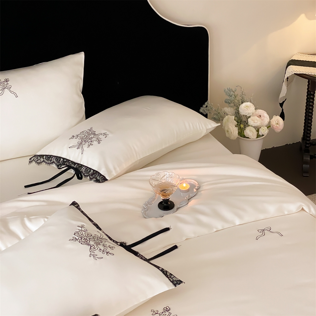 91家纺网 家纺一手货源 找家纺 （总）树下 2026新款60S天丝刺绣花边四件套-疏影