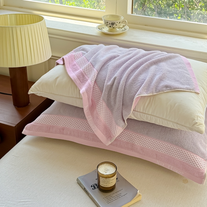 91家纺网 家纺一手货源 找家纺 乐家毛巾被（工厂自产自销） 2026新款A类全棉纯棉色织提花抗菌毛圈枕巾 斑斓紫