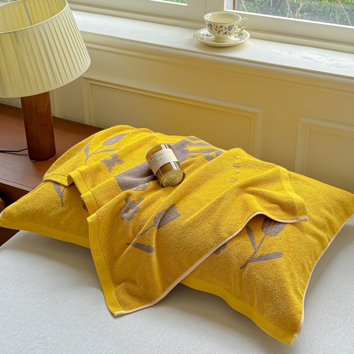 91家纺网 家纺一手货源 找家纺 乐家毛巾被（工厂自产自销） 2026新款A类全棉纯棉色织提花抗菌毛圈枕巾 黄底小兔