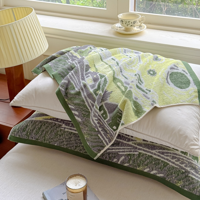 91家纺网 家纺一手货源 找家纺 乐家毛巾被（工厂自产自销） 2026新款A类全棉纯棉色织提花抗菌毛圈枕巾 梦中小镇