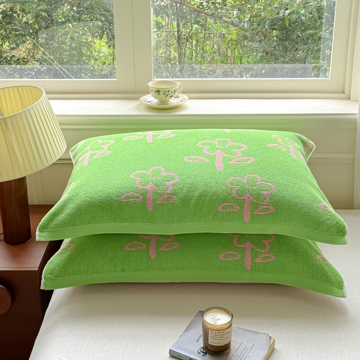 91家纺网 家纺一手货源 找家纺 乐家毛巾被（工厂自产自销） 2026新款A类全棉纯棉色织提花抗菌毛圈枕巾 五瓣花绿