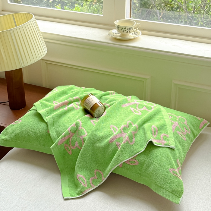 91家纺网 家纺一手货源 找家纺 乐家毛巾被（工厂自产自销） 2026新款A类全棉纯棉色织提花抗菌毛圈枕巾 五瓣花绿