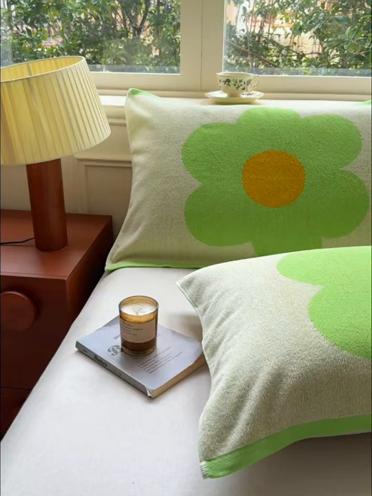 91家纺网 家纺一手货源 找家纺 乐家毛巾被（工厂自产自销） 2026新款A类全棉纯棉色织提花抗菌毛圈枕巾 向阳花绿