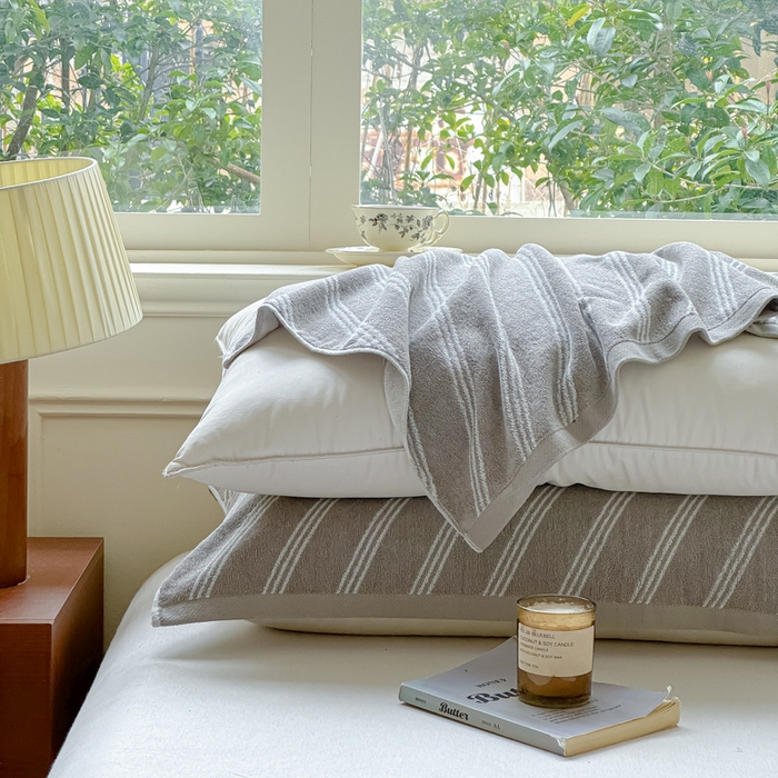 91家纺网 家纺一手货源 找家纺 乐家毛巾被（工厂自产自销） 2026新款A类全棉纯棉色织提花抗菌毛圈枕巾 斜纹灰