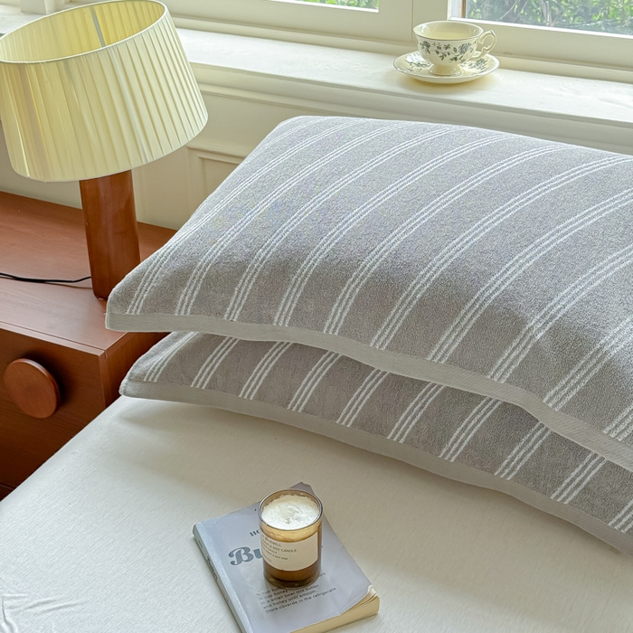 91家纺网 家纺一手货源 找家纺 乐家毛巾被（工厂自产自销） 2026新款A类全棉纯棉色织提花抗菌毛圈枕巾 斜纹灰