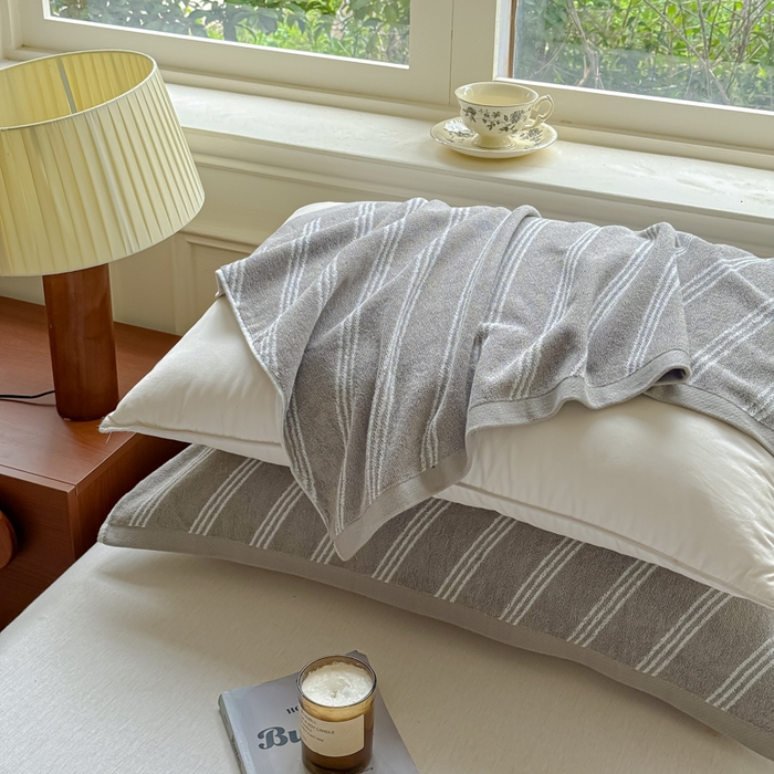 91家纺网 家纺一手货源 找家纺 乐家毛巾被（工厂自产自销） 2026新款A类全棉纯棉色织提花抗菌毛圈枕巾 斜纹灰