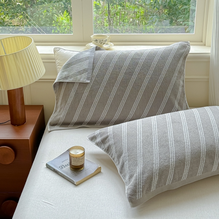 91家纺网 家纺一手货源 找家纺 乐家毛巾被（工厂自产自销） 2026新款A类全棉纯棉色织提花抗菌毛圈枕巾 斜纹灰