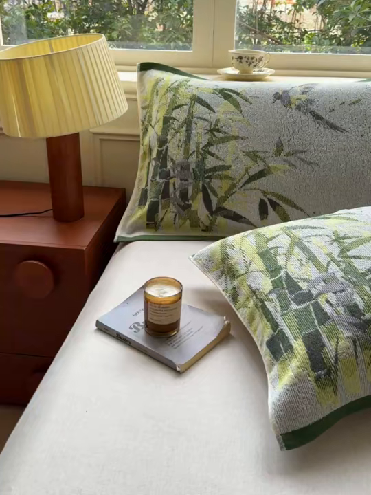 91家纺网 家纺一手货源 找家纺 乐家毛巾被（工厂自产自销） 2026新款A类全棉纯棉色织提花抗菌毛圈枕巾 竹影