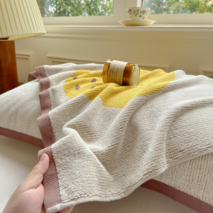 91家纺网 家纺一手货源 找家纺 乐家毛巾被（工厂自产自销） 2026新款A类全棉纯棉色织提花抗菌毛圈枕巾 棕边鸭梨