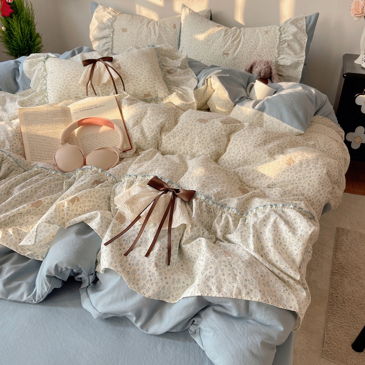 91家纺网 家纺一手货源 找家纺 栩裕纺织 2026新款A类云朵锦花边四件套 动物世界-雾蓝