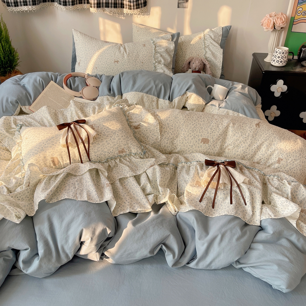 91家纺网 家纺一手货源 找家纺 栩裕纺织 2026新款A类云朵锦花边四件套 动物世界-雾蓝