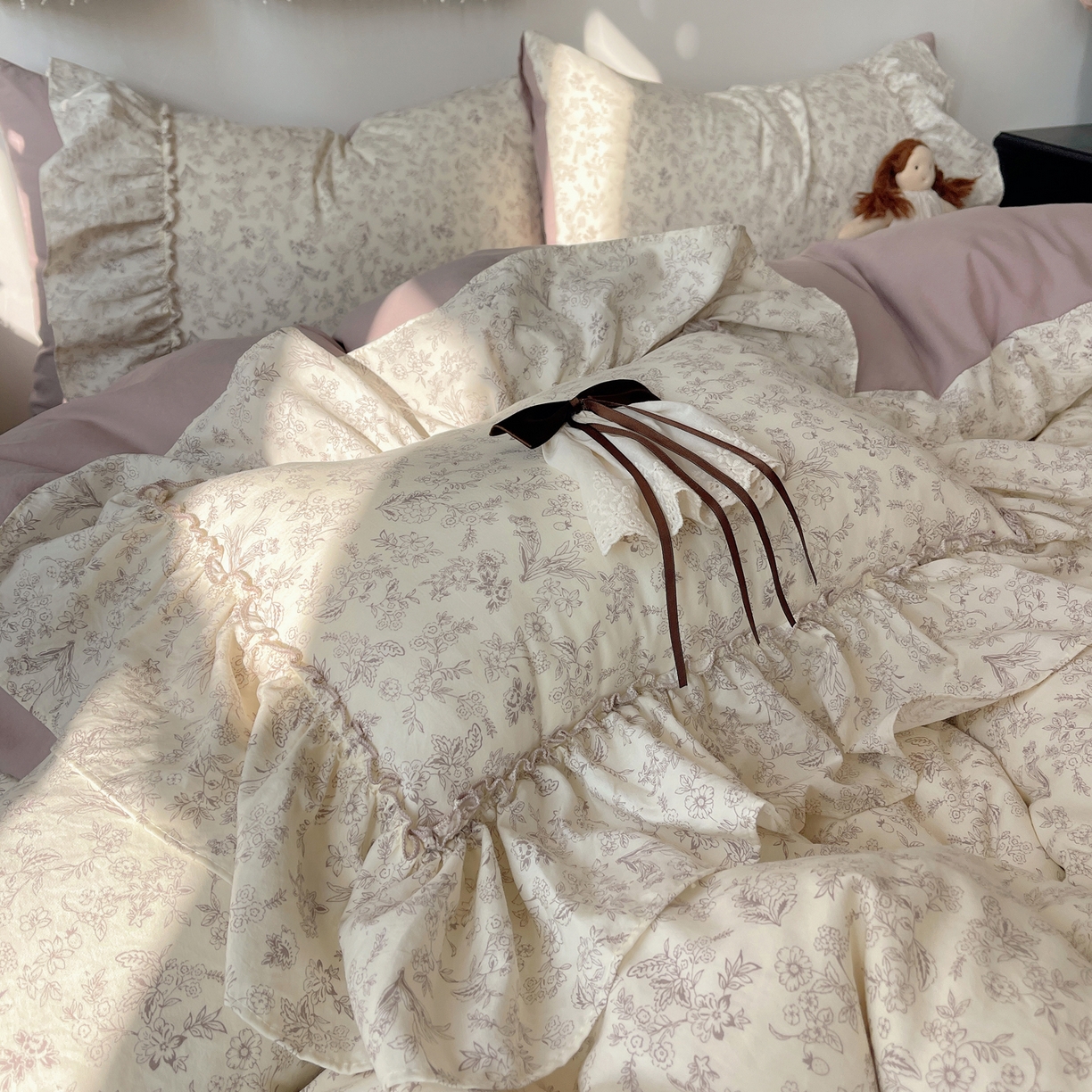 91家纺网 家纺一手货源 找家纺 栩裕纺织 2026新款A类云朵锦花边四件套 满天星-豆沙