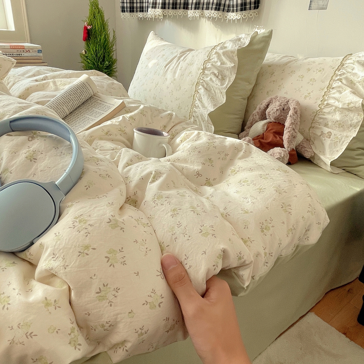 91家纺网 家纺一手货源 找家纺 栩裕纺织 2026新款A类云朵锦花边四件套 小雏菊-浅绿