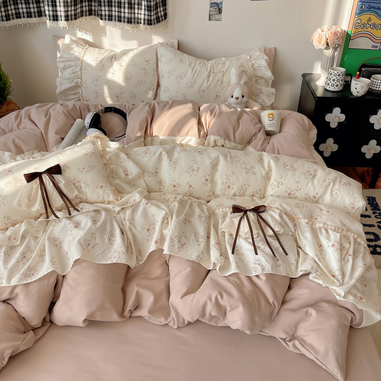 91家纺网 家纺一手货源 找家纺 栩裕纺织 2026新款A类云朵锦花边四件套 小雏菊-玉色