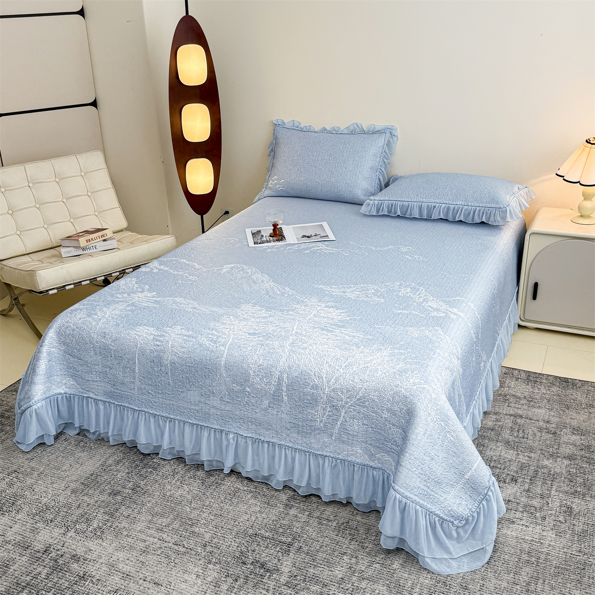 91家纺网 家纺一手货源 找家纺 慕木家纺 2026新款A类三明治复合乙纶提花冰豆豆花边床盖款床裙水墨丹青系列（提供买家秀） 水墨丹青-蓝