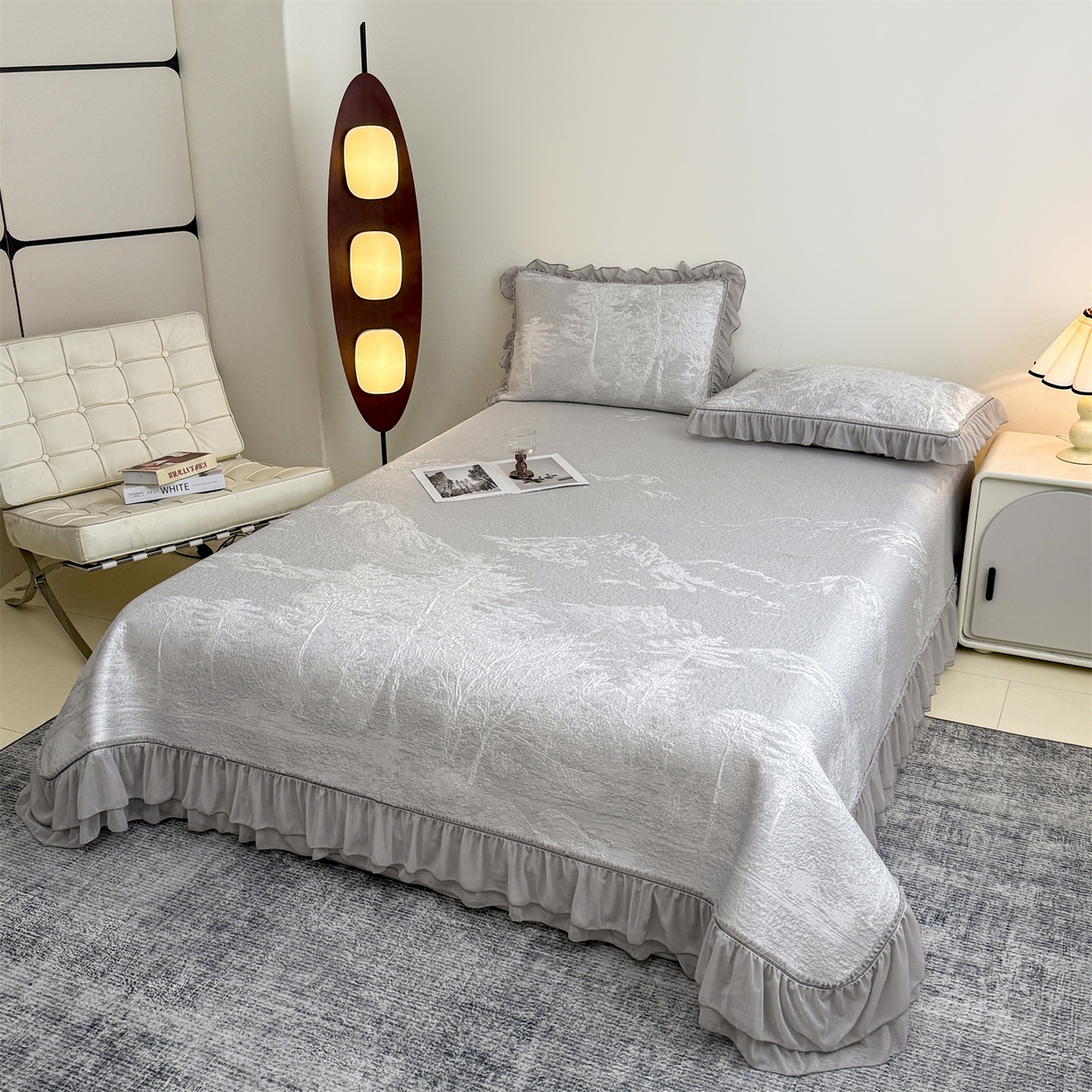 91家纺网 家纺一手货源 找家纺 慕木家纺 2026新款A类三明治复合乙纶提花冰豆豆花边床盖款床裙水墨丹青系列（提供买家秀） 水墨丹青-灰