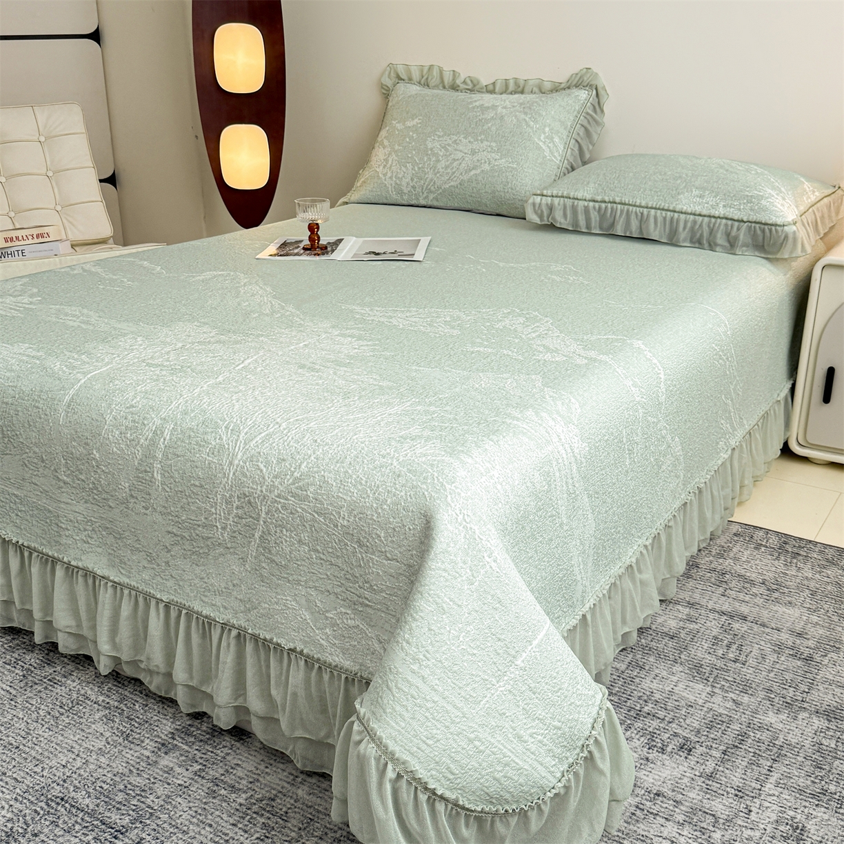 91家纺网 家纺一手货源 找家纺 慕木家纺 2026新款A类三明治复合乙纶提花冰豆豆花边床盖款床裙水墨丹青系列（提供买家秀） 水墨丹青-绿