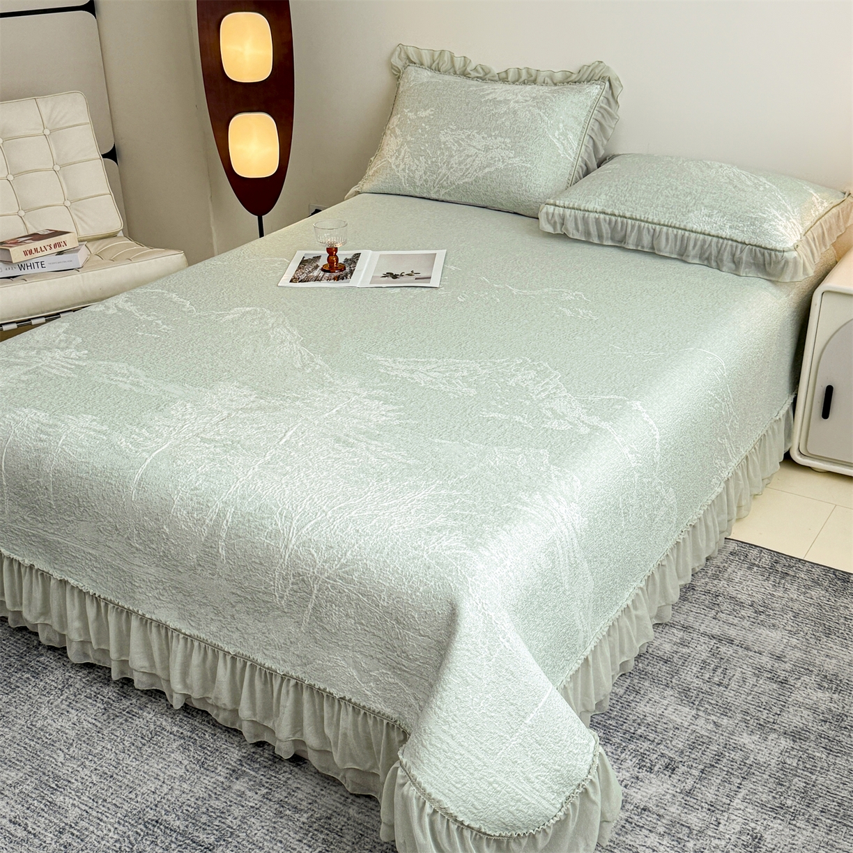 91家纺网 家纺一手货源 找家纺 慕木家纺 2026新款A类三明治复合乙纶提花冰豆豆花边床盖款床裙水墨丹青系列（提供买家秀） 水墨丹青-绿