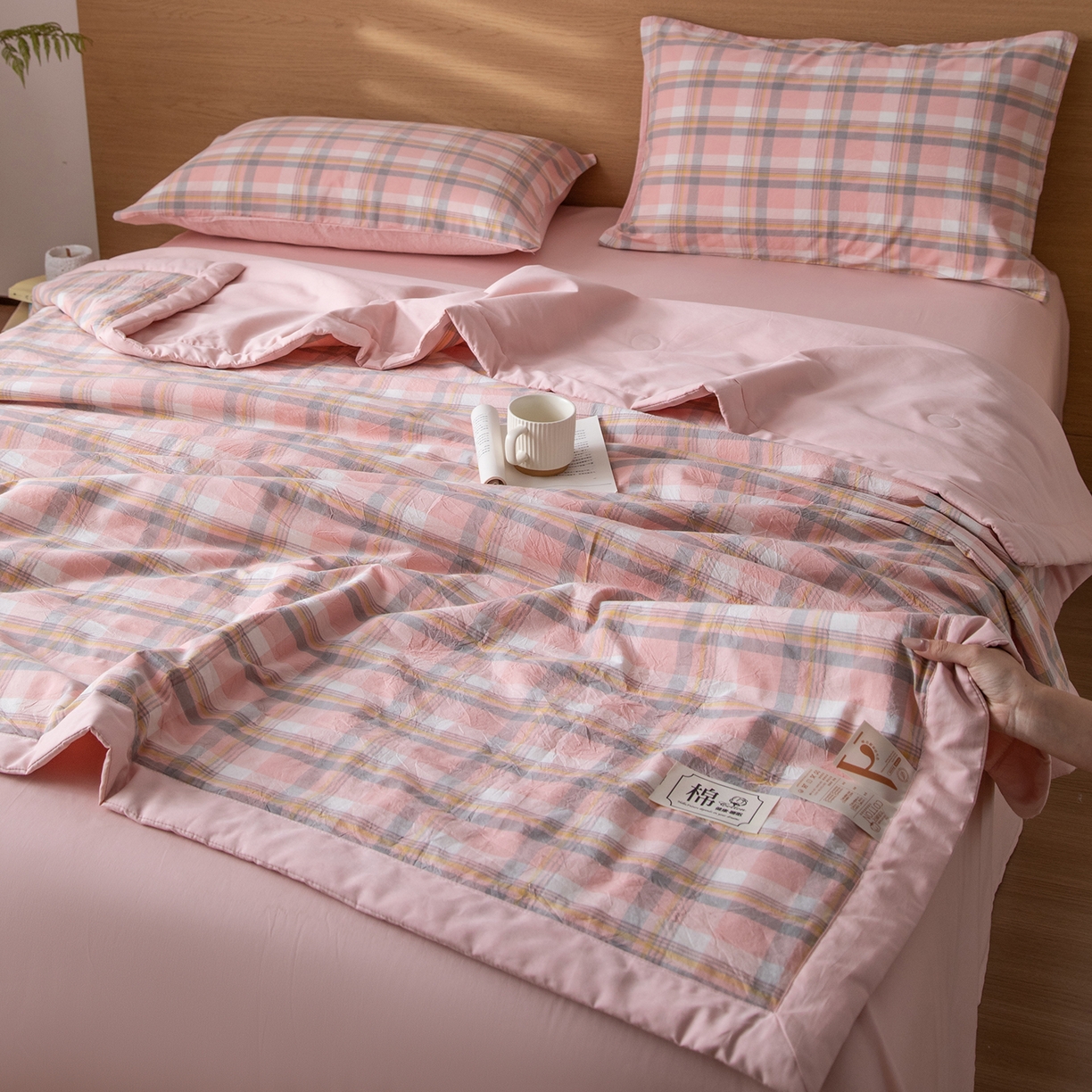 91家纺网 家纺一手货源 找家纺 安琪家纺 2026春夏新款色织水洗棉棉花夏被夏凉被空调被 简夕粉