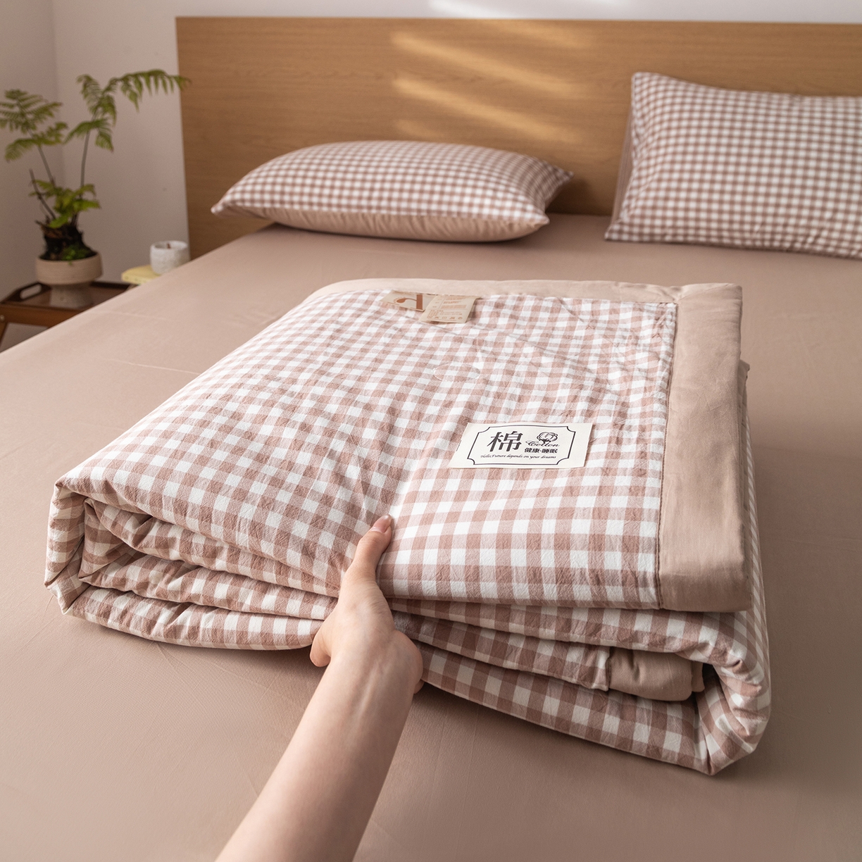 91家纺网 家纺一手货源 找家纺 安琪家纺 2026春夏新款色织水洗棉棉花夏被夏凉被空调被 咖小格