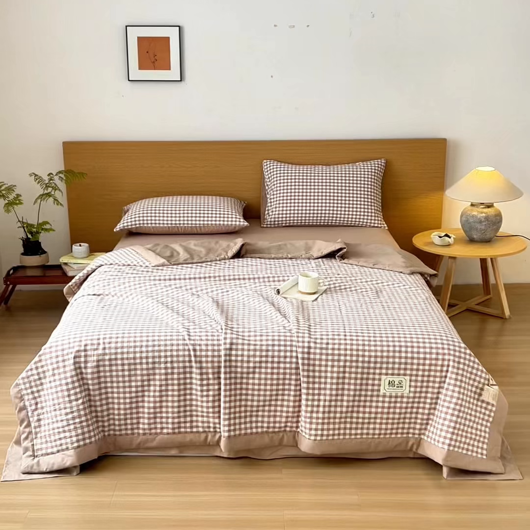 91家纺网 家纺一手货源 找家纺 安琪家纺 2026春夏新款色织水洗棉棉花夏被夏凉被空调被 咖小格