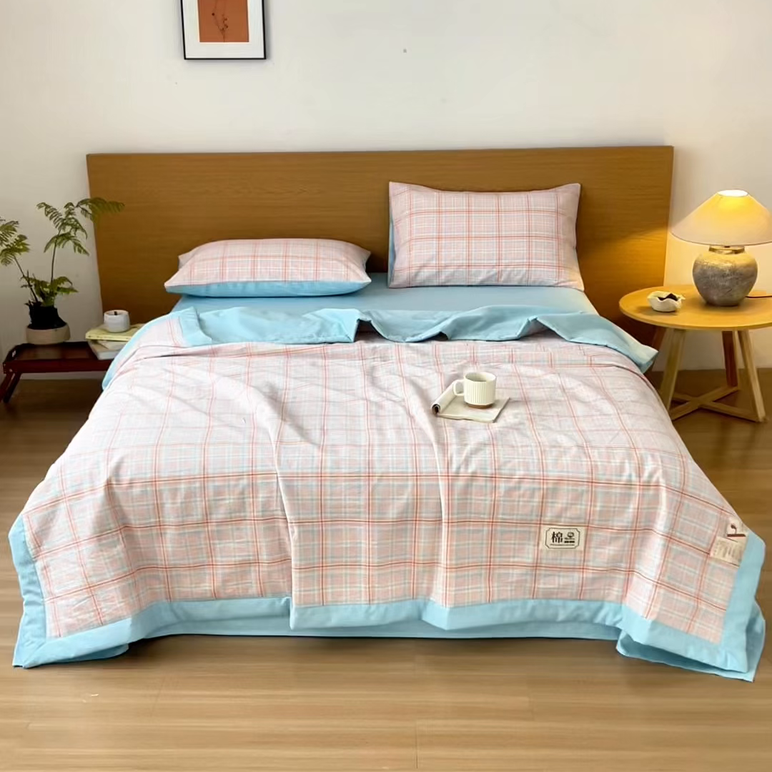 91家纺网 家纺一手货源 找家纺 安琪家纺 2026春夏新款色织水洗棉棉花夏被夏凉被空调被 中格粉